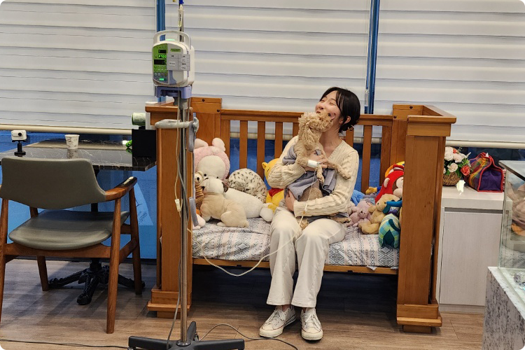 아늑한 공간에서 기다릴 수 있는 대기실